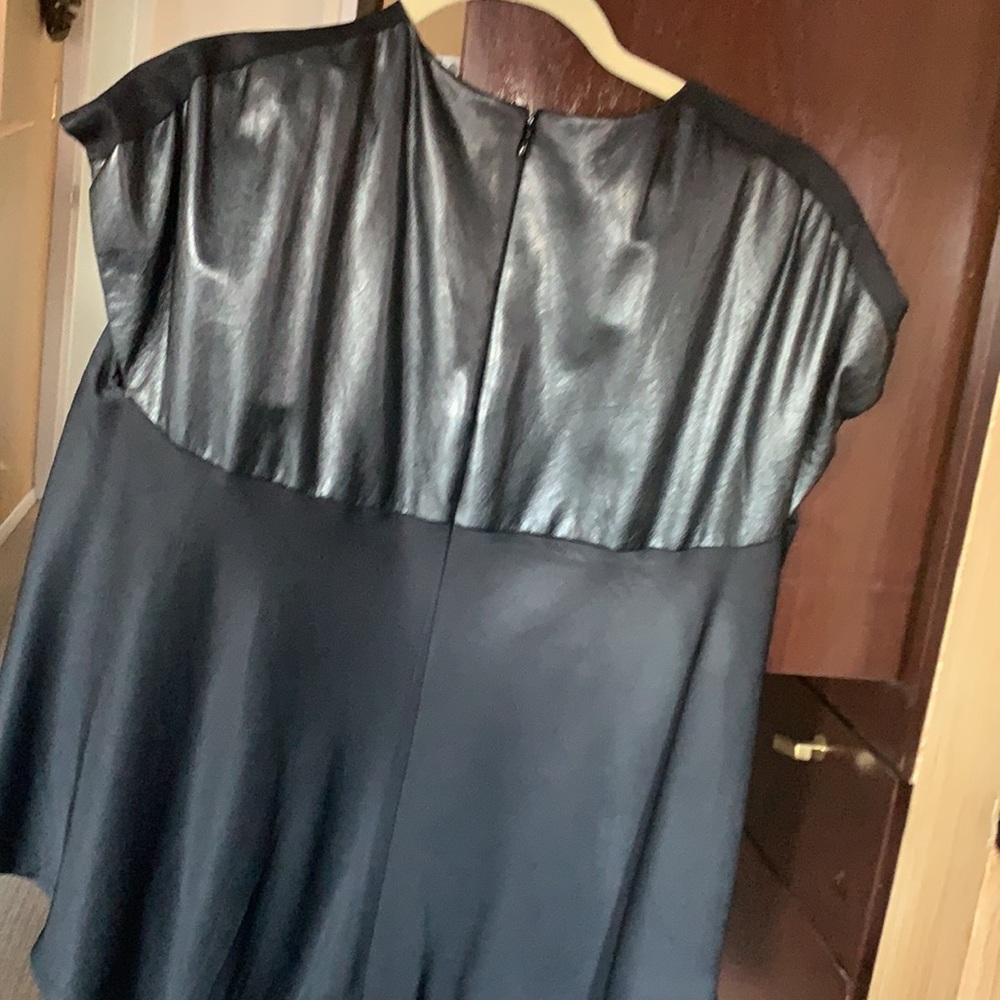Balenciaga - Picture 2 of 3